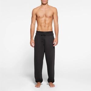 Skims Lounge fleece Jogger tapered jogger black Washed Onyx NWT